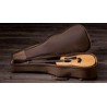 Guitarra Electroacústica Taylor 150e, Sapele / Spruce